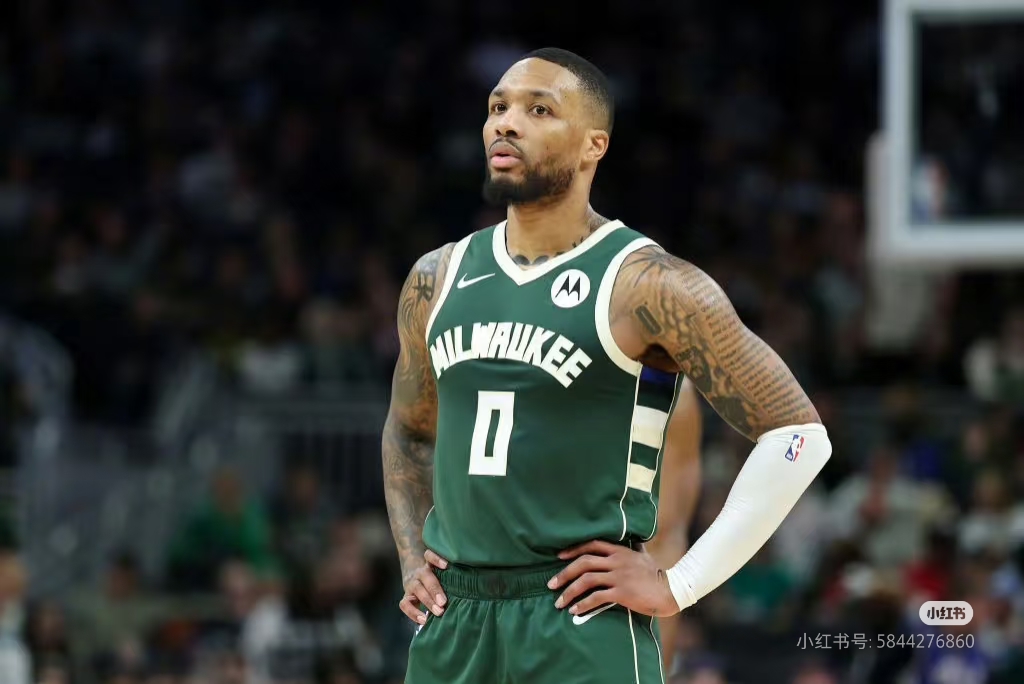 开拓者主场惊险胜爵士，利拉德独取36分