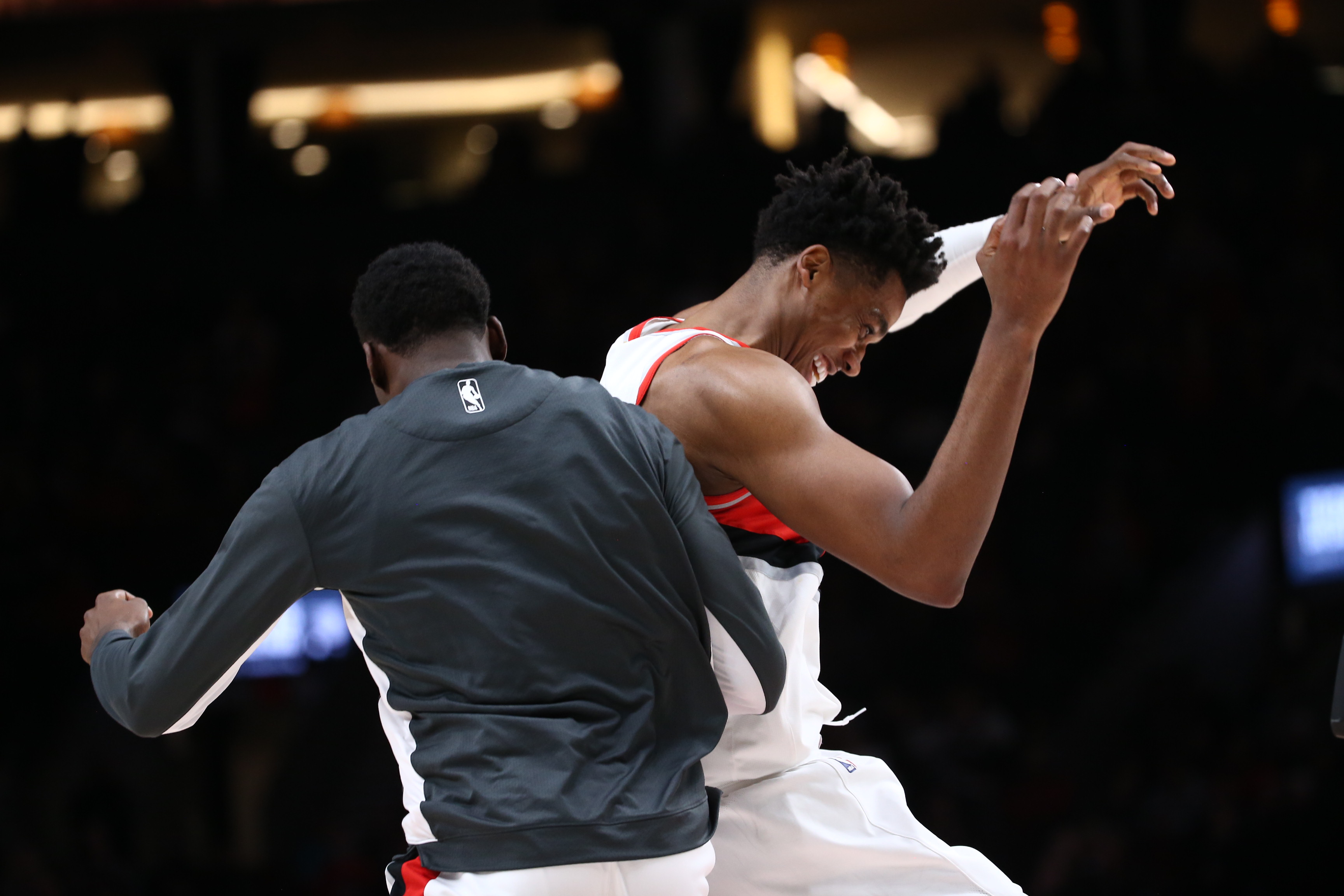 开拓者大胜森林狼,麦科勒姆三分砍断的简单介绍 开拓者大胜森林狼,麦科勒姆三分砍断的简单介绍