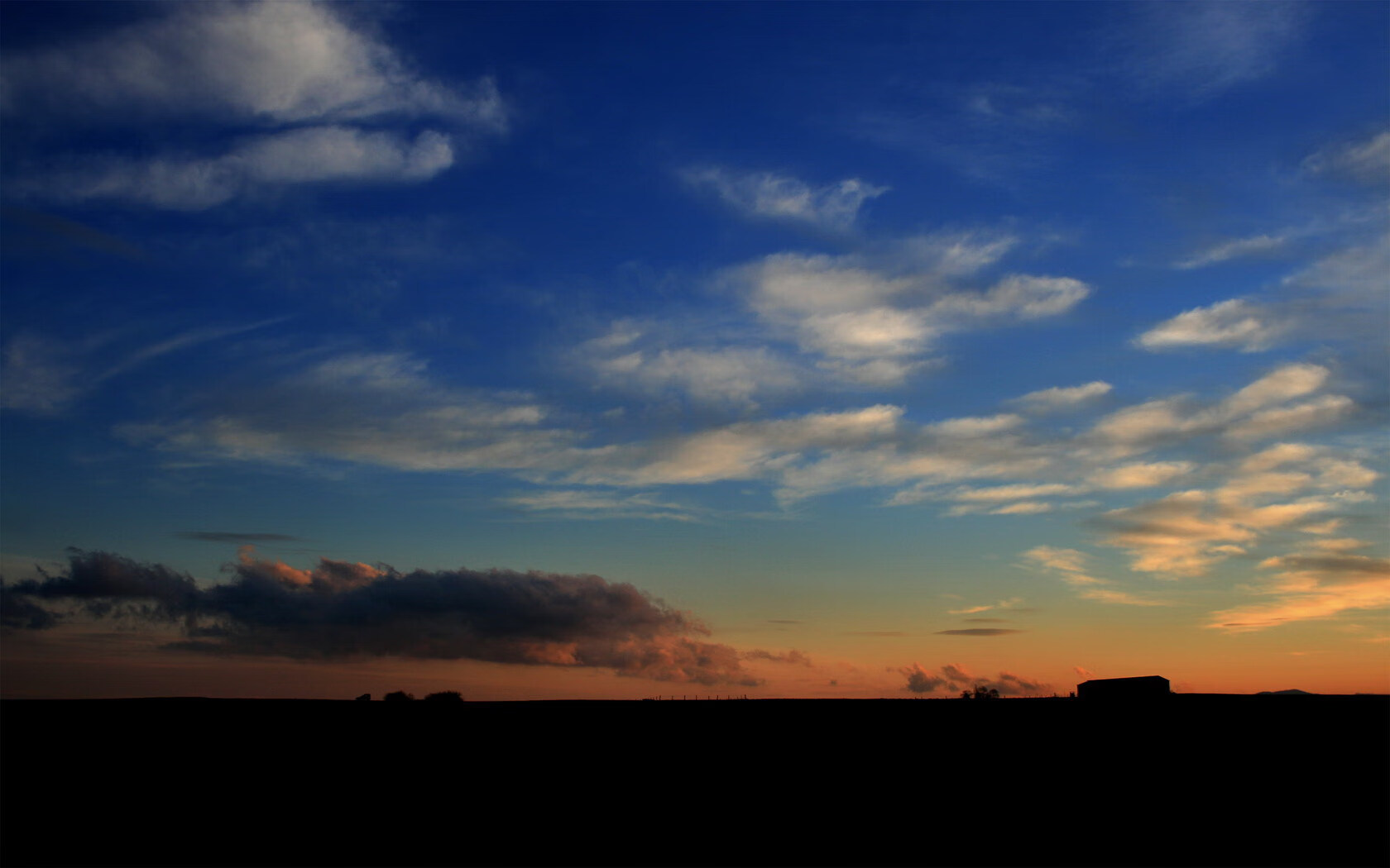新生代掀翻旧秩序，班凯罗的铁血冲锋与灰熊的南境革命