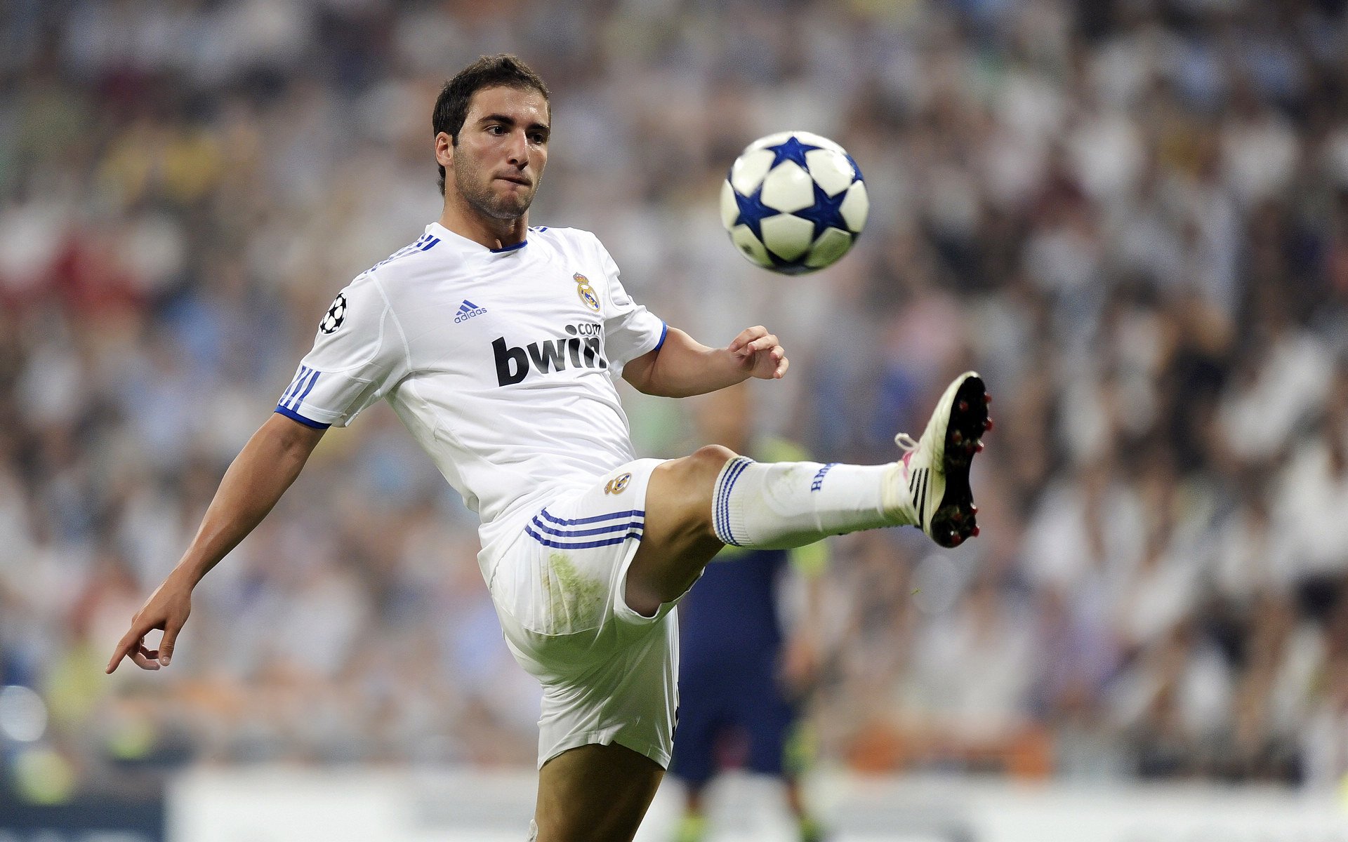 火箭击败国王,贝恩在西甲国家德比接管比赛—体育之夜的激情与荣耀